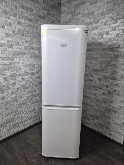 Холодильник HOTPOINT-ARISTON RMBA 12001 